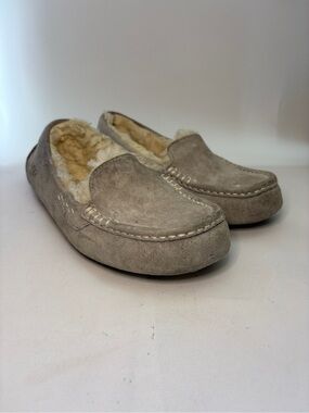 UGG Ansley Women's Moccasin Slipper Light Grey US 7.5 UK 5.5 Suede Fur Lined